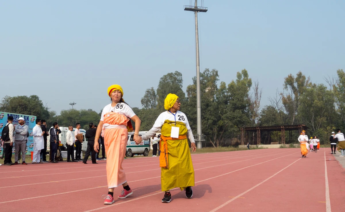In Nupi Lan Marathon To Honour Manipur Women Fight Against Colonial Rule, Age Is Not The Limit