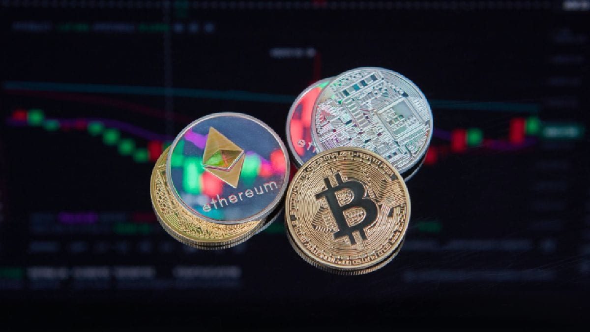 Crypto Market Today: Ether Performs Better Than Bitcoin, Altcoins Reflect Prevailing Market Volatility