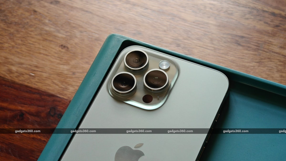 iPhone 16 Pro Max to Feature Larger, Improved Primary Camera Sensor, Tipster Claims