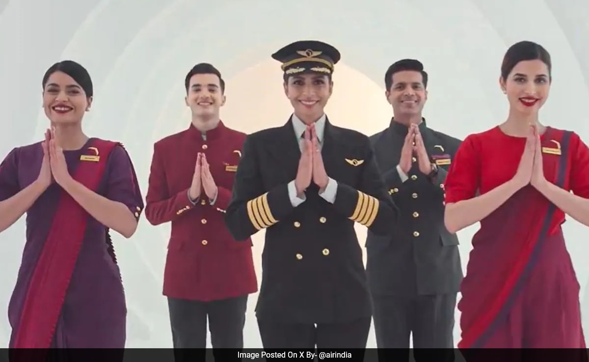 Air India’s New Uniform For Pilot, Crew Designed By Manish Malhotra