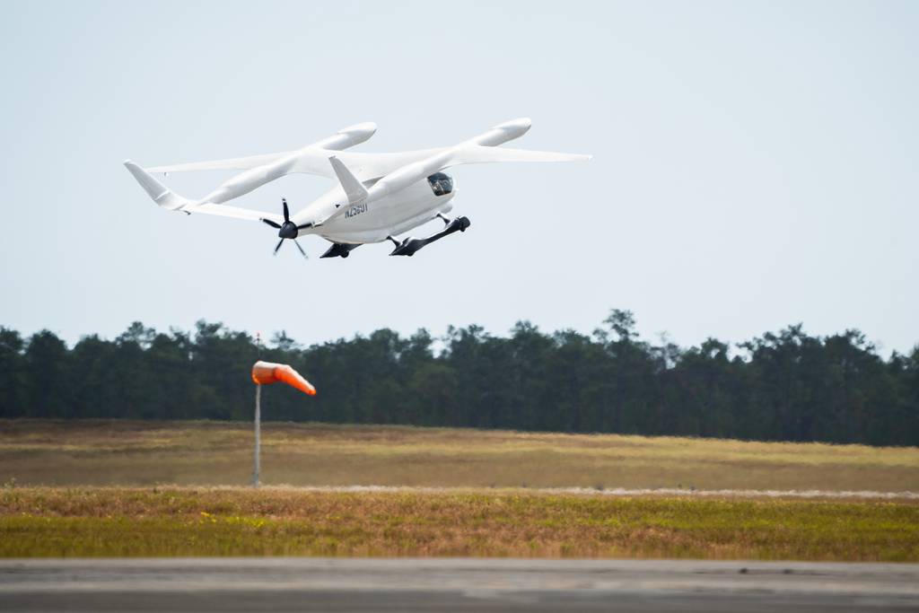 Air Force’s electric aircraft test ends with simulated casualty evac