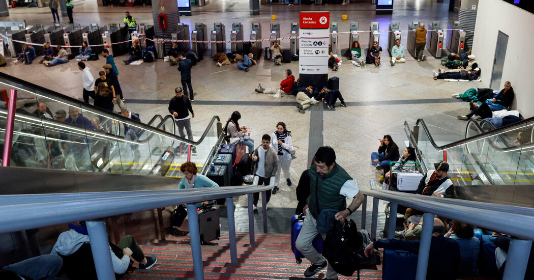 Power Is Largely Restored in Spain After Widespread Outage