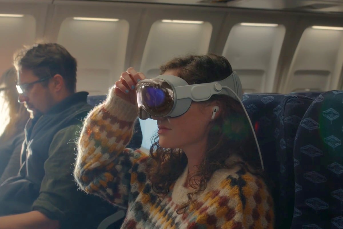Apple Vision Air Launch Timeline Leaked; Could Be Thinner and Lighter Than the Apple Vision Pro